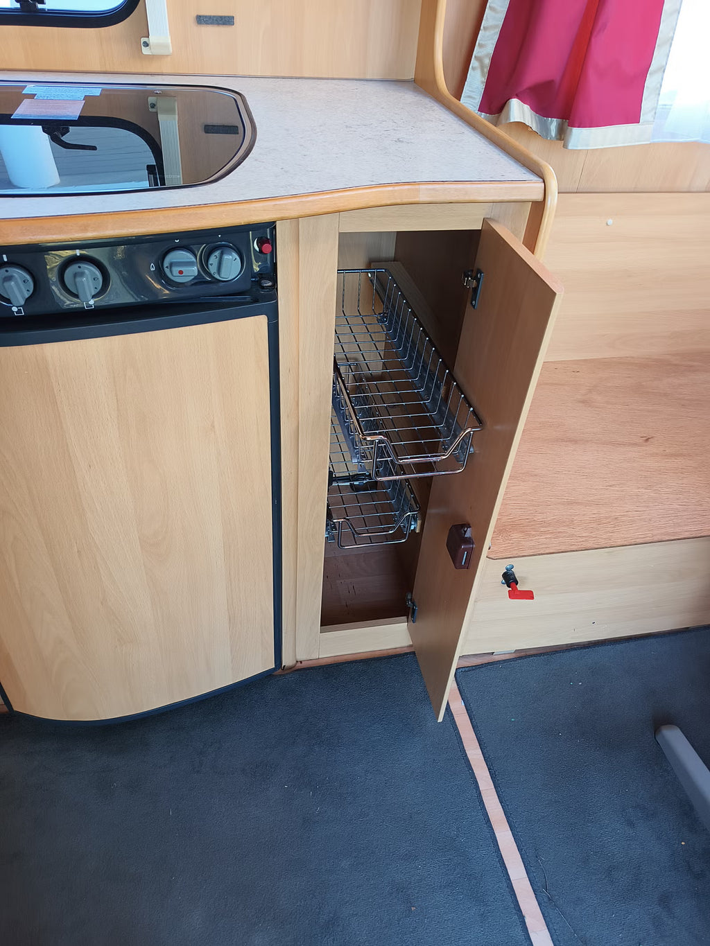 Dethleffs Camper 510 DB - 5 couchages - 2001