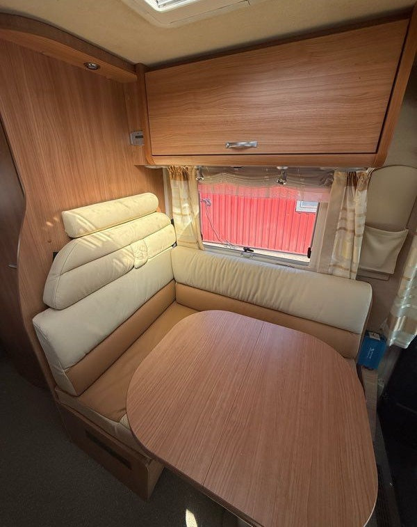 Camping car semi intégré Niesmann + Bischoff arto VL full options camping car intégral lit jumeau