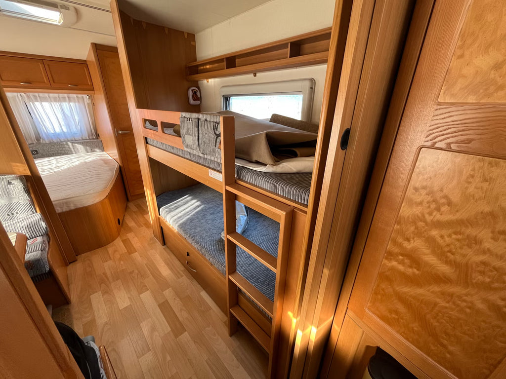 Hobby 720 UKFE - 7 couchages - 2008