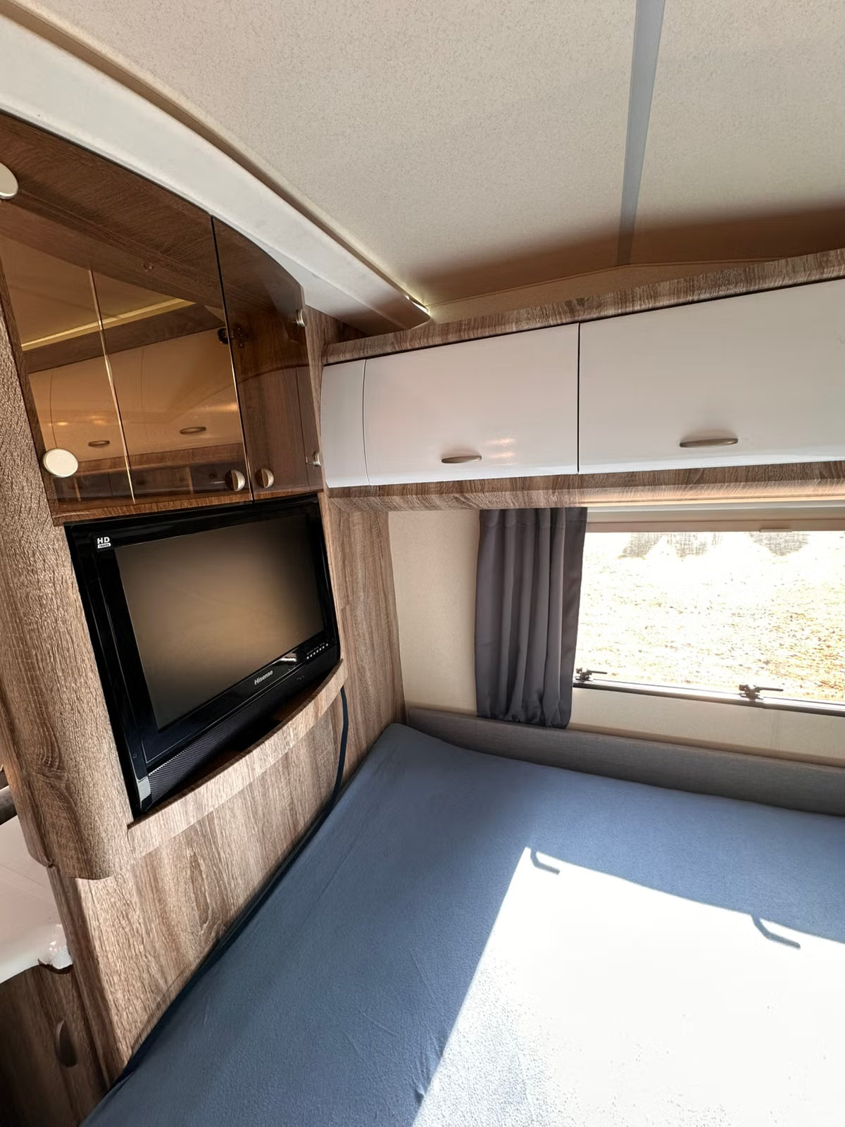 Hobby 560 KMFE - 7 couchages - 2008