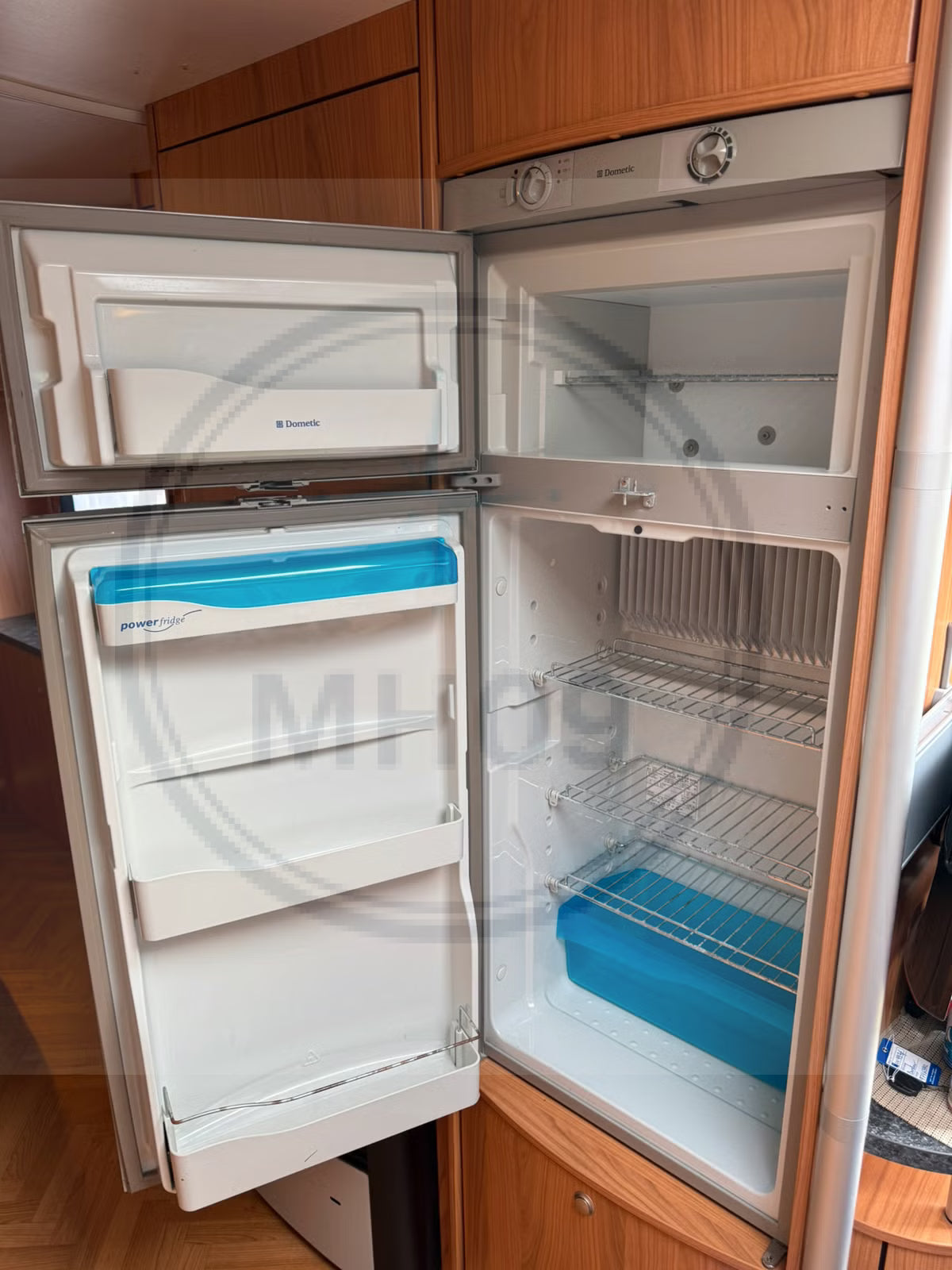 Bürstner Belcanto Nordic 680 TK - 8 couchages - 2006