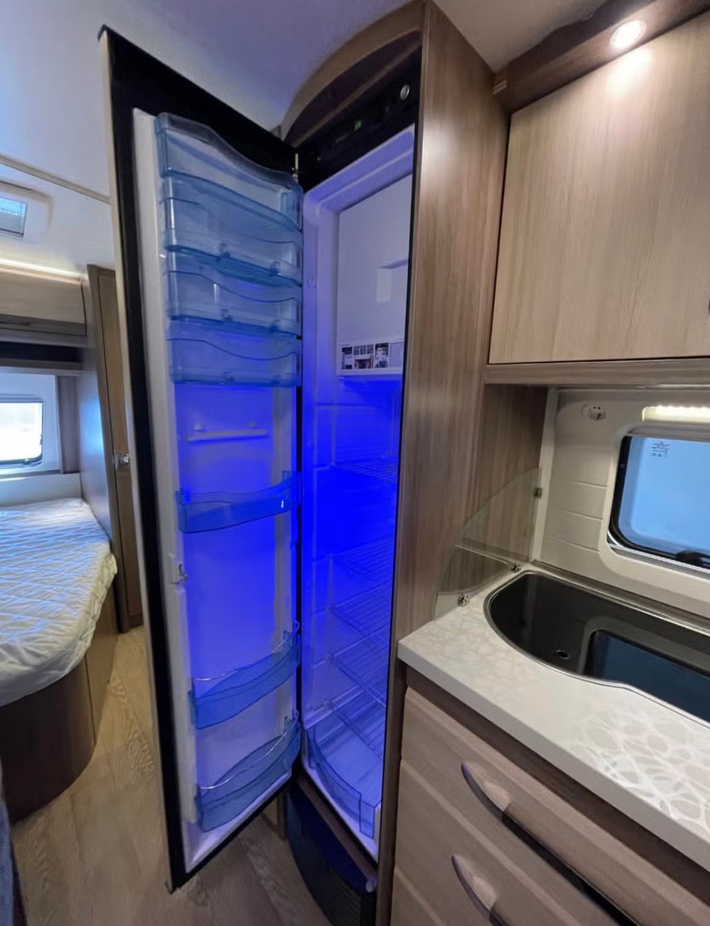 Hobby 650 KMFE Deluxe - 7 couchages - 2016