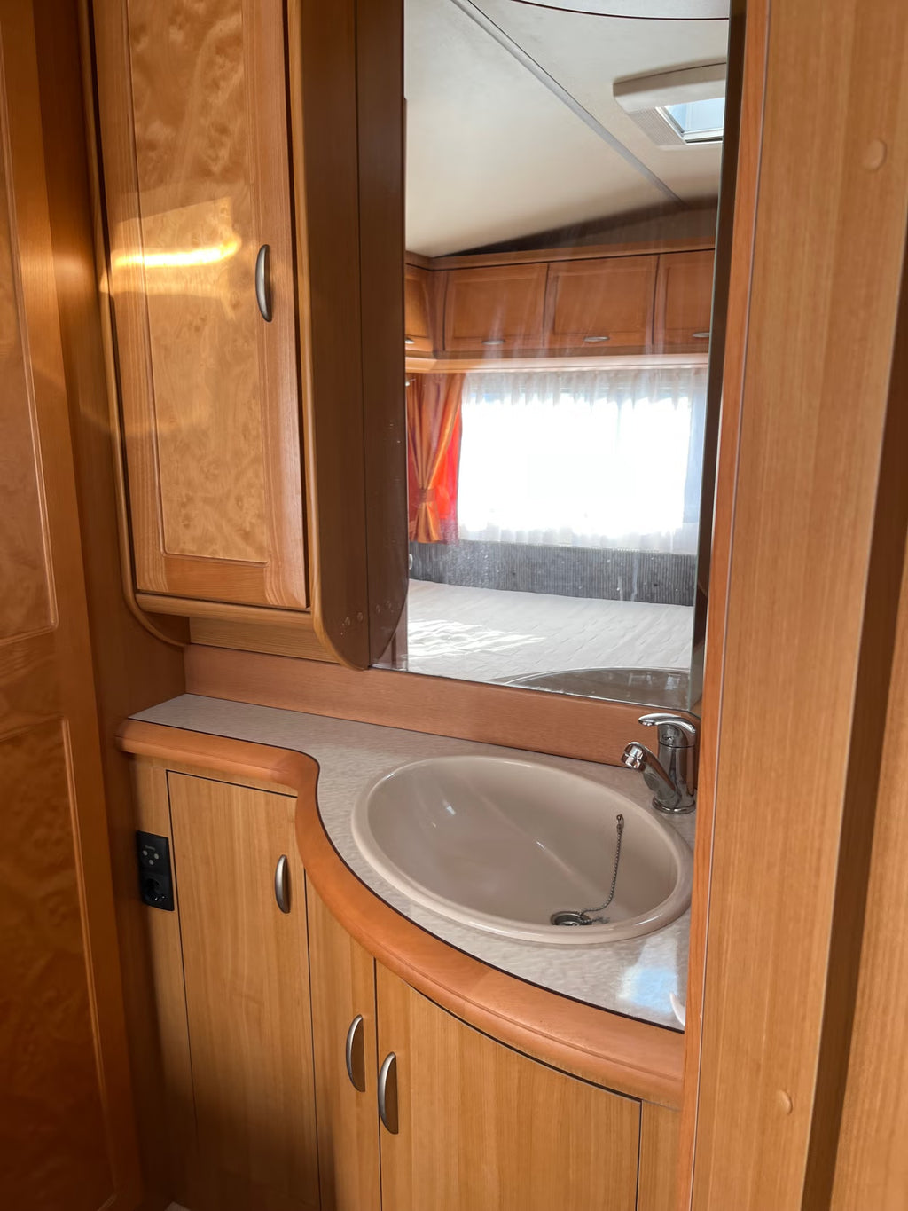 Hobby 720 UKFE - 7 couchages - 2008