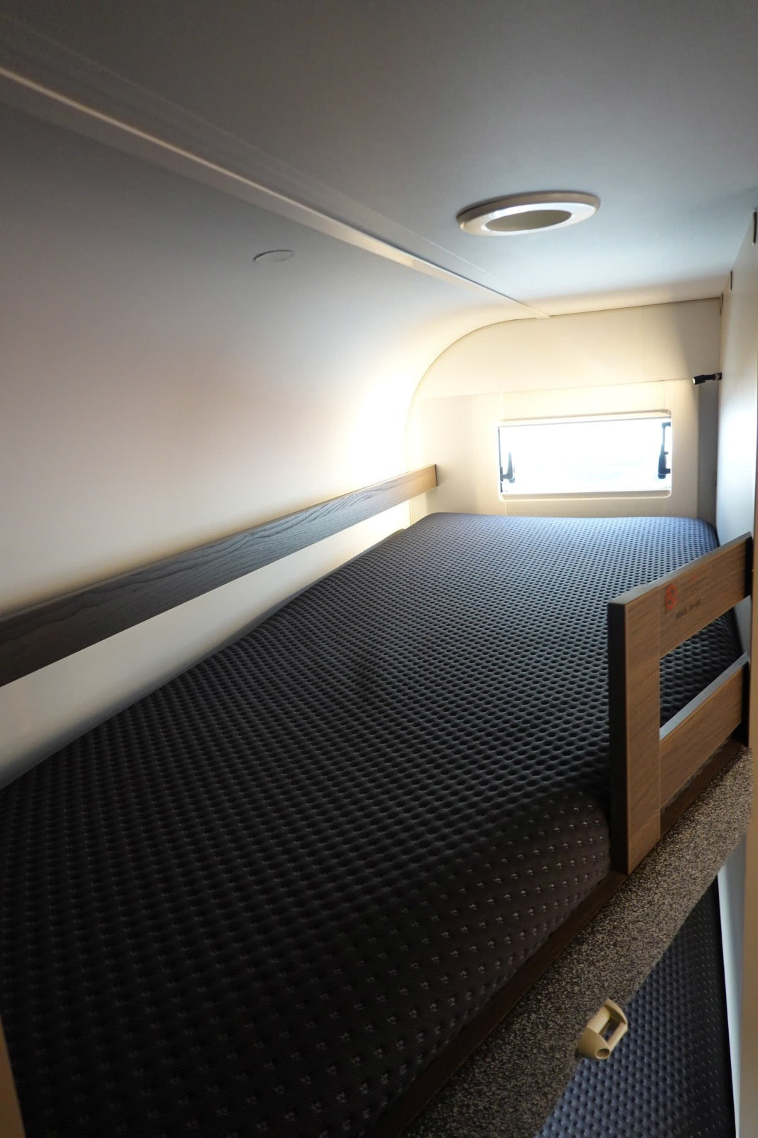 Adria Alpina 663 UK – 2025 – 7 couchages