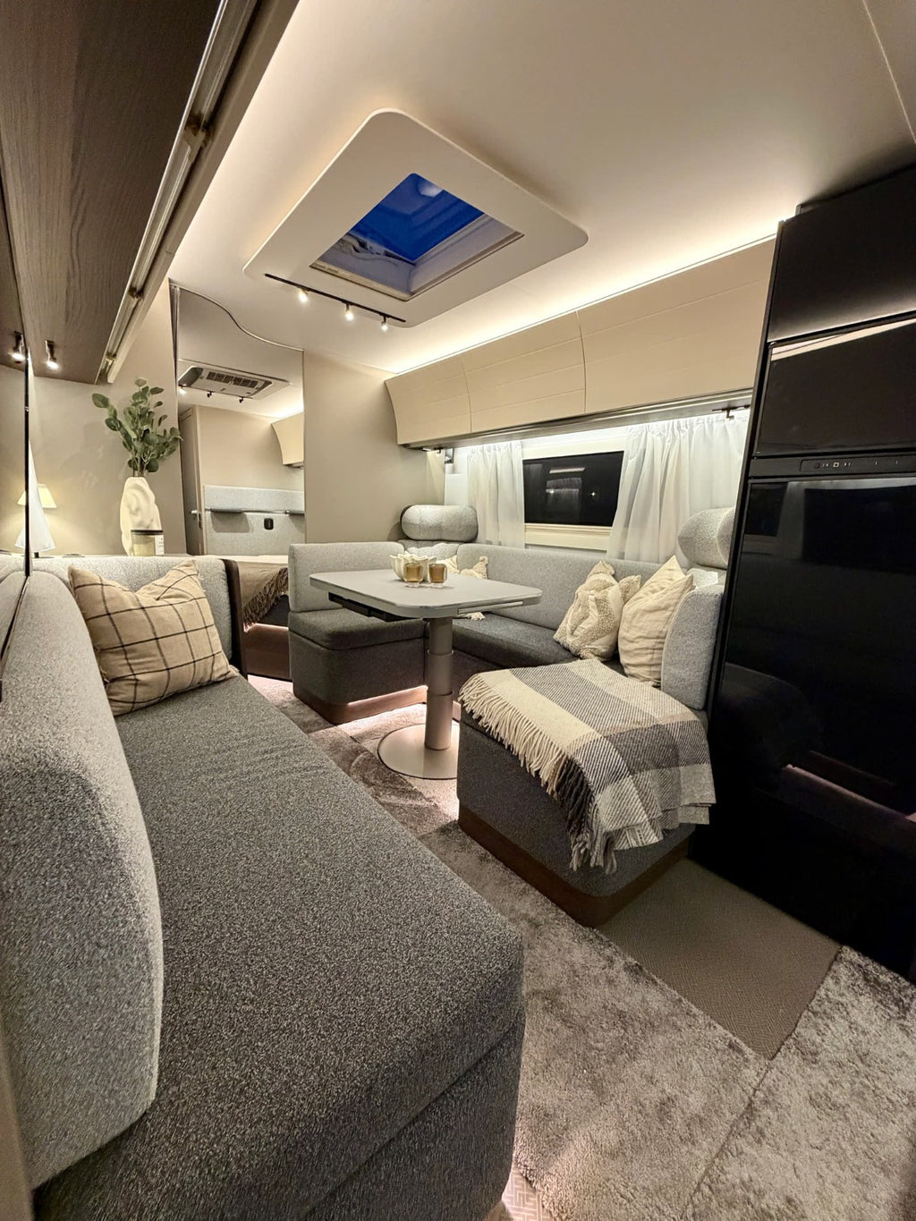Adria Alpina 753 – 2025 – 7 couchages – Climatisation